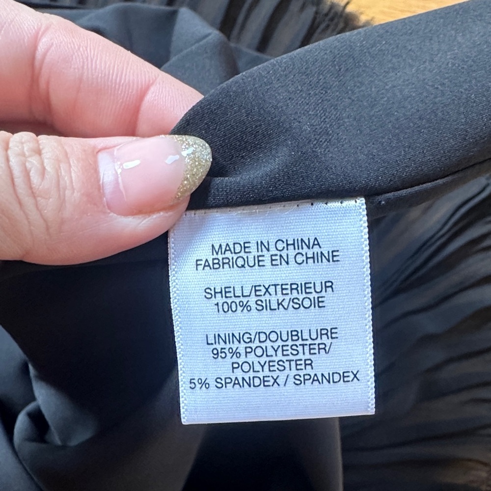 Theory Elegant Black Pleated Mini Skirt - Picture 5 of 6